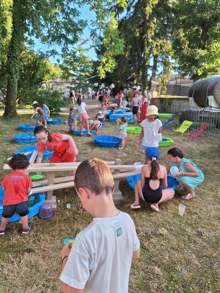 Allez_on_joue_explorations_ludiques_jeux d'eau été