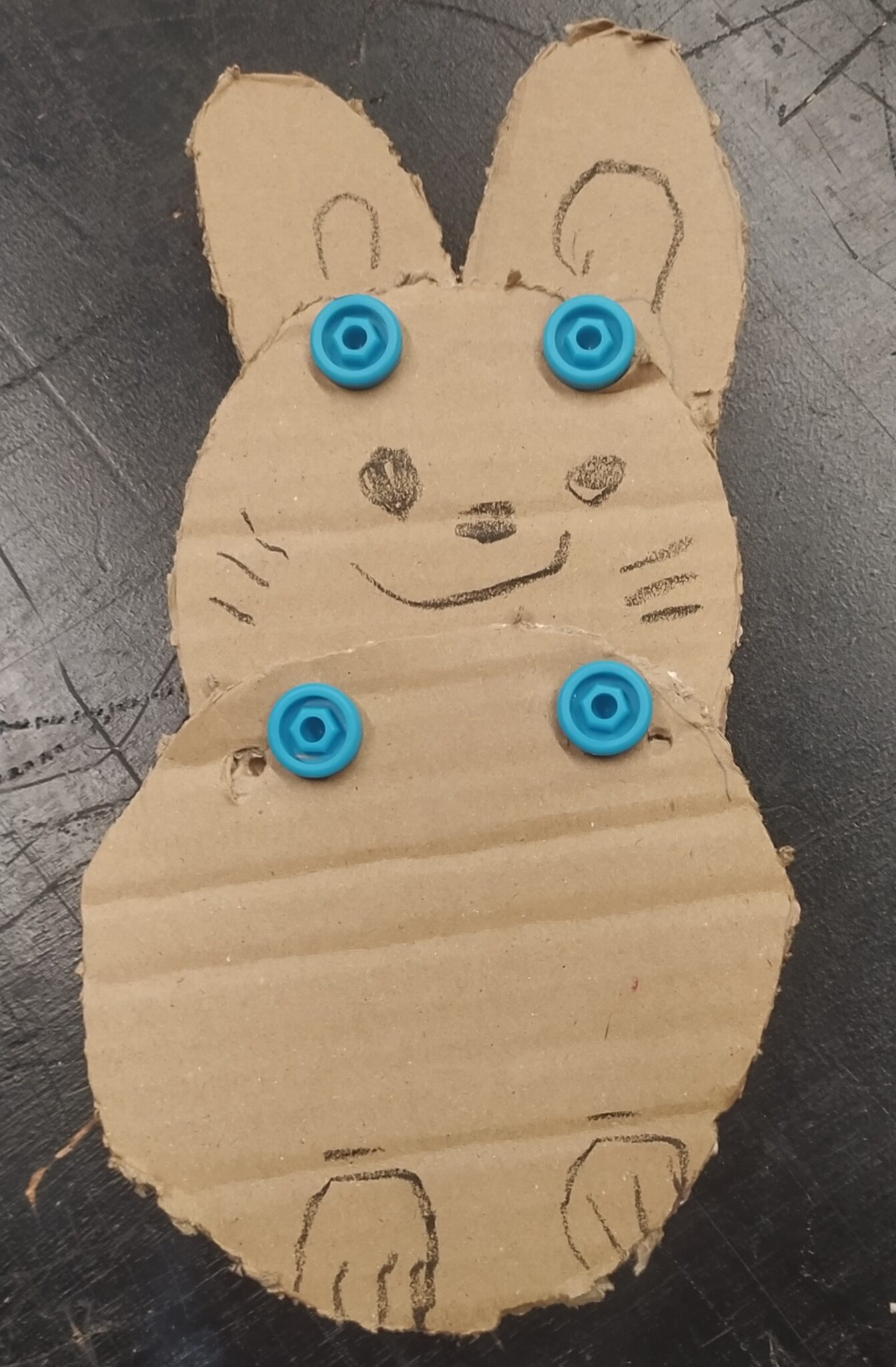 Le Royaume de tout en carton lapin allez on joue